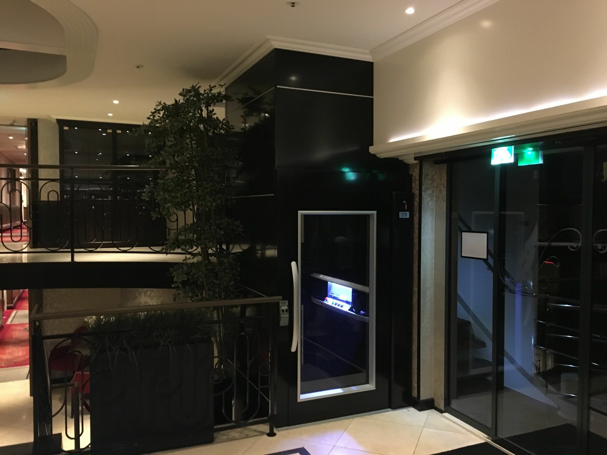 Knm Ms William Shakespeare - Frankfurt Hotel 4*