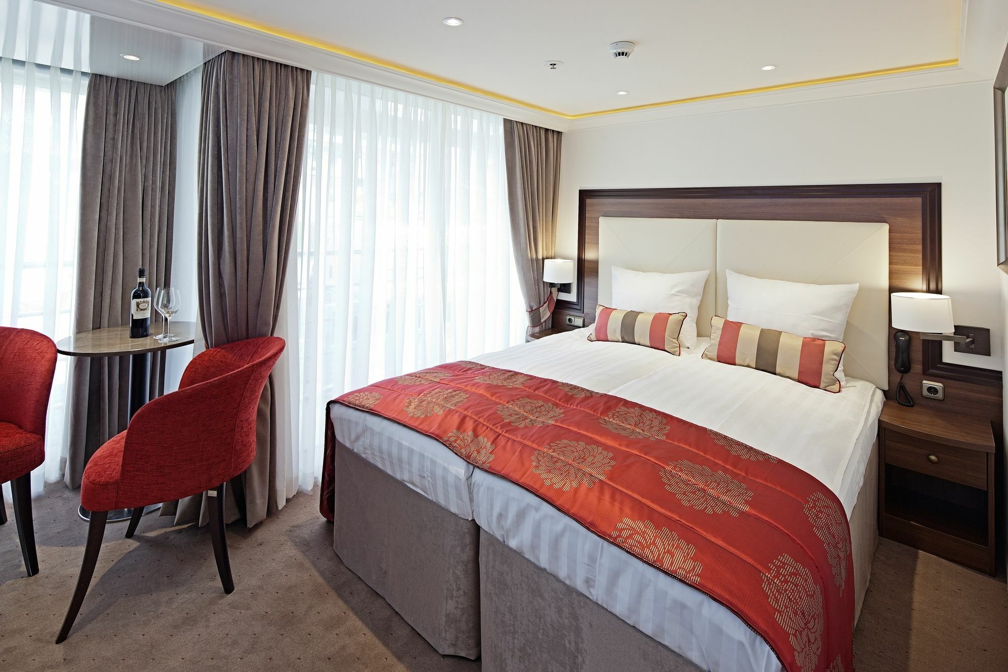 Knm Ms William Shakespeare - Frankfurt 4*