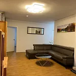 Three Bedroom Apartment In City Centre With A Grand Garden