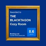 The Blacktagon Cozy Room