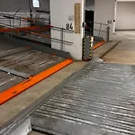 Gemuetliche Helle Dach-Wohnung In Frankfurt
