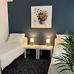 Whiteapartment