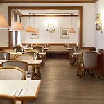Parkside Hotel