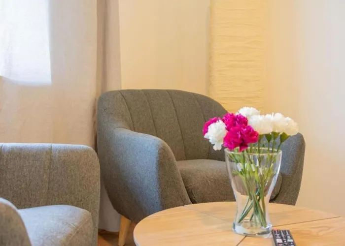 Suiteable living-Gemütliches Apartment zentral, Balkon in Sachsenhausen