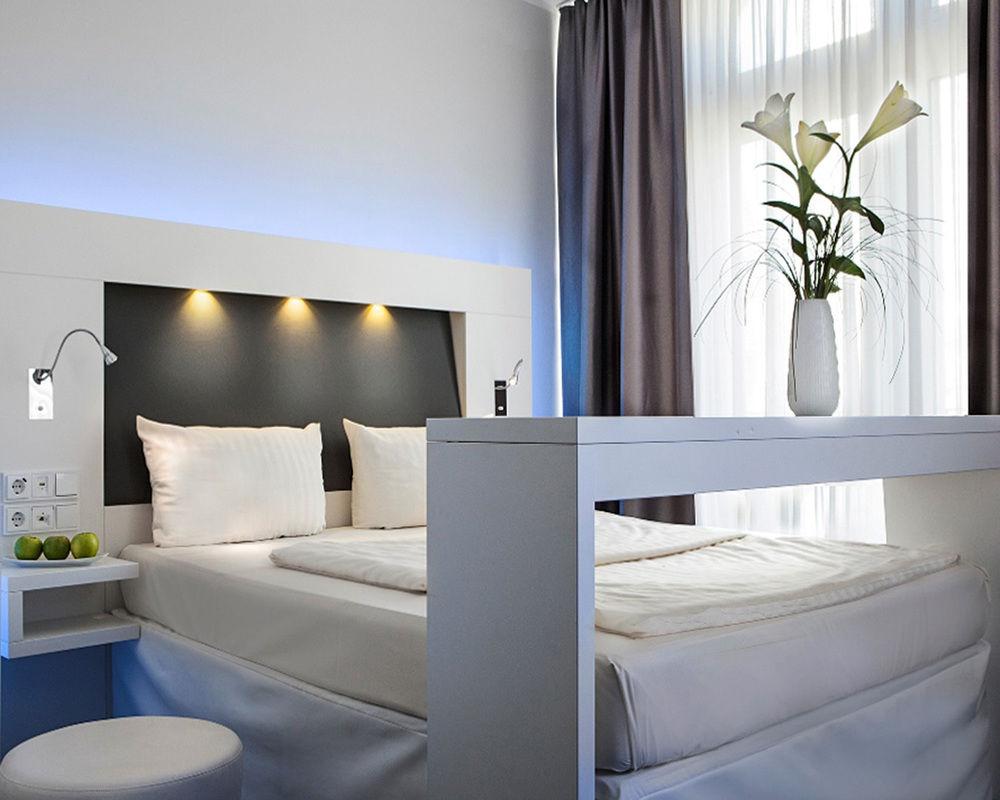 Grand Downtown Hotel