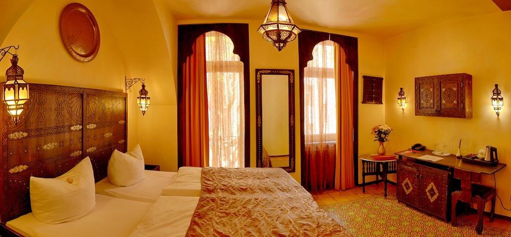 Hotel Oriental & Restaurant 4*