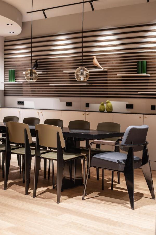 Hotel Ipartment Frankfurt Airport 4*