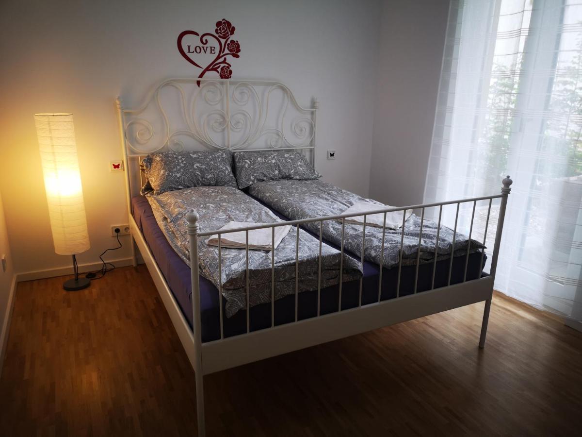 Near Fair And In Few Min, With Garden * Francfort-sur-le-Main