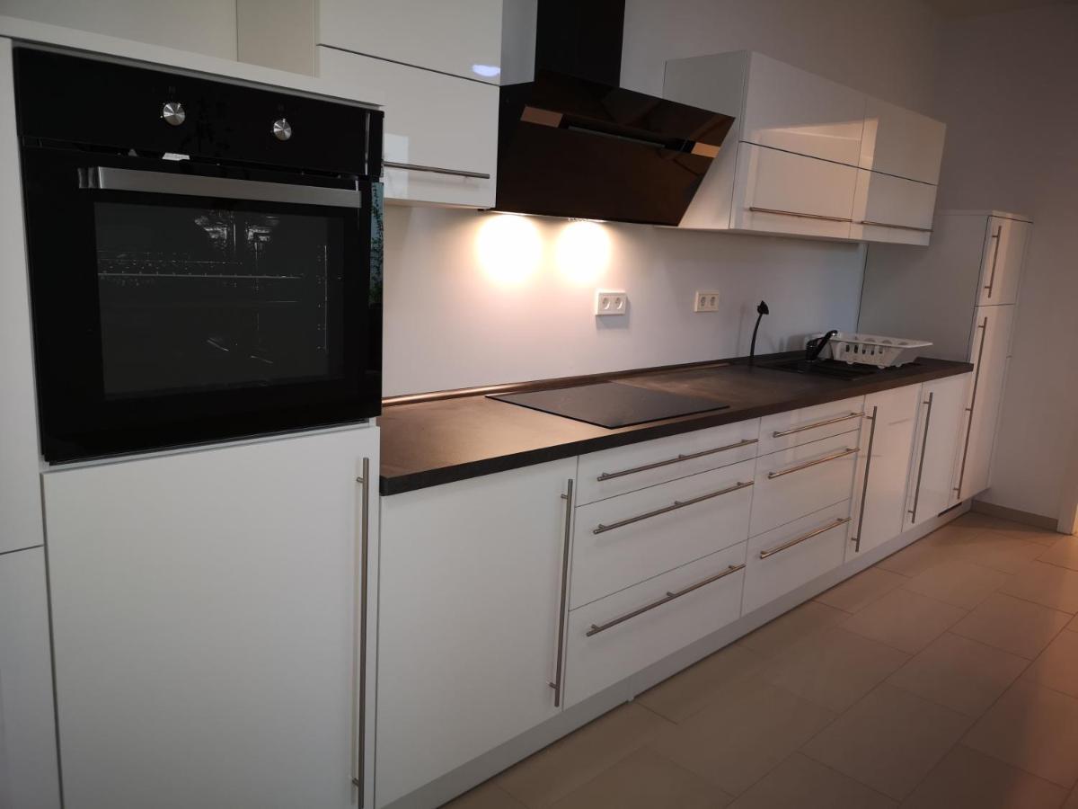 Near Fair And In Few Min, With Garden Appartement