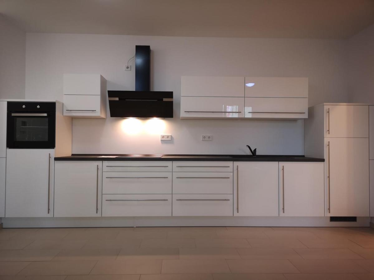 Appartement Near Fair And In Few Min, With Garden