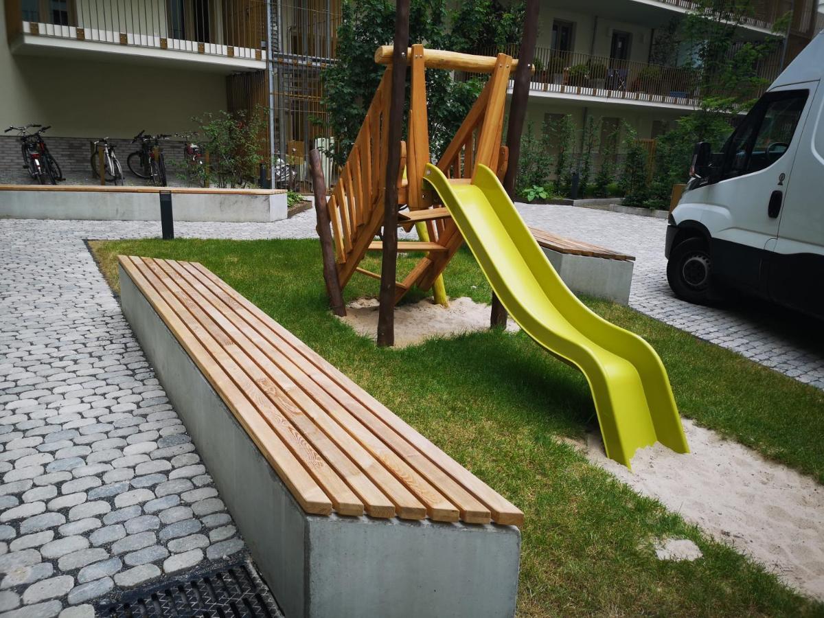 Near Fair And In Few Min, With Garden Appartement *