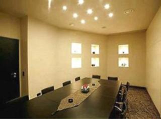Concorde Hotel 4*