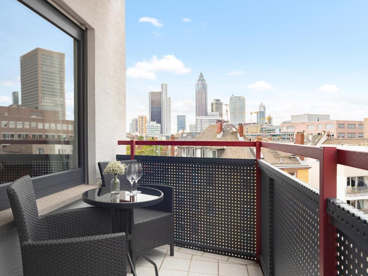 Numa Frankfurt Oben 3*