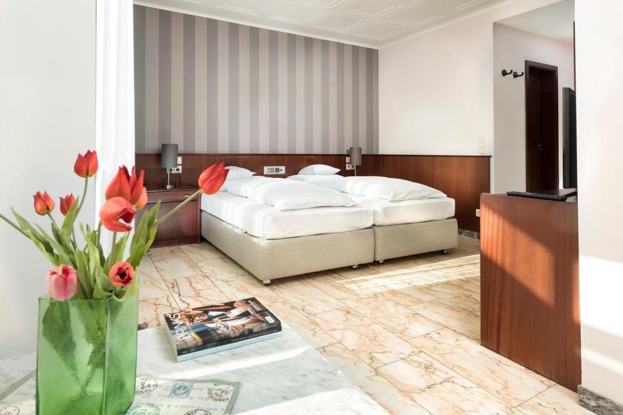 Harheimer Hof Hotel 4*