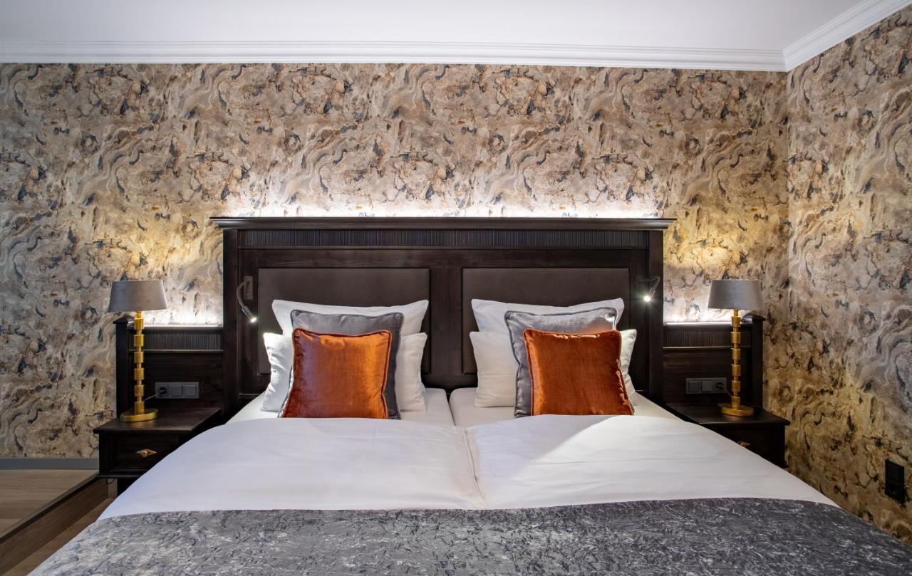 Westend An Der Messe Hotel 4*
