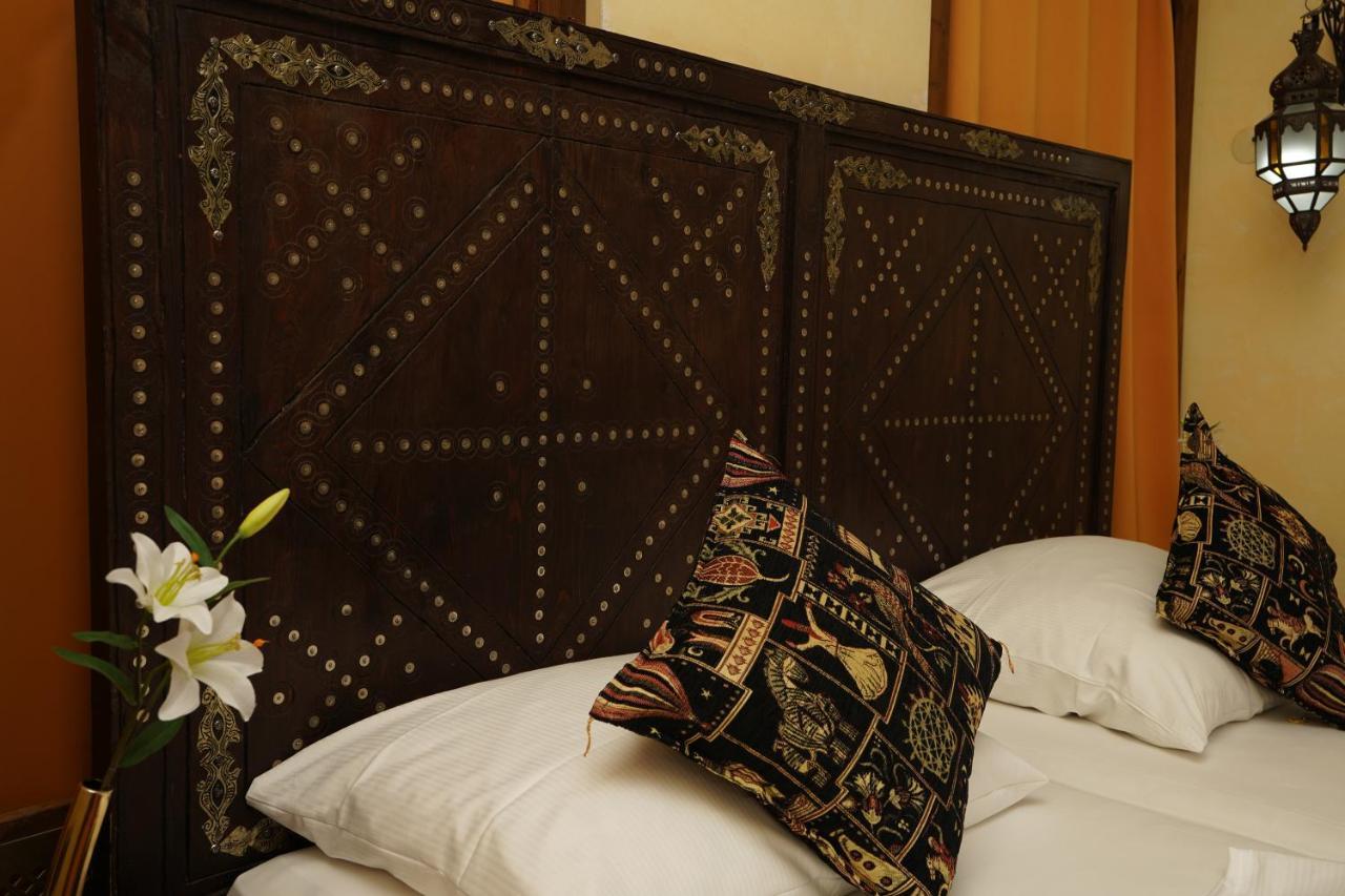 Oriental & Restaurant 4*