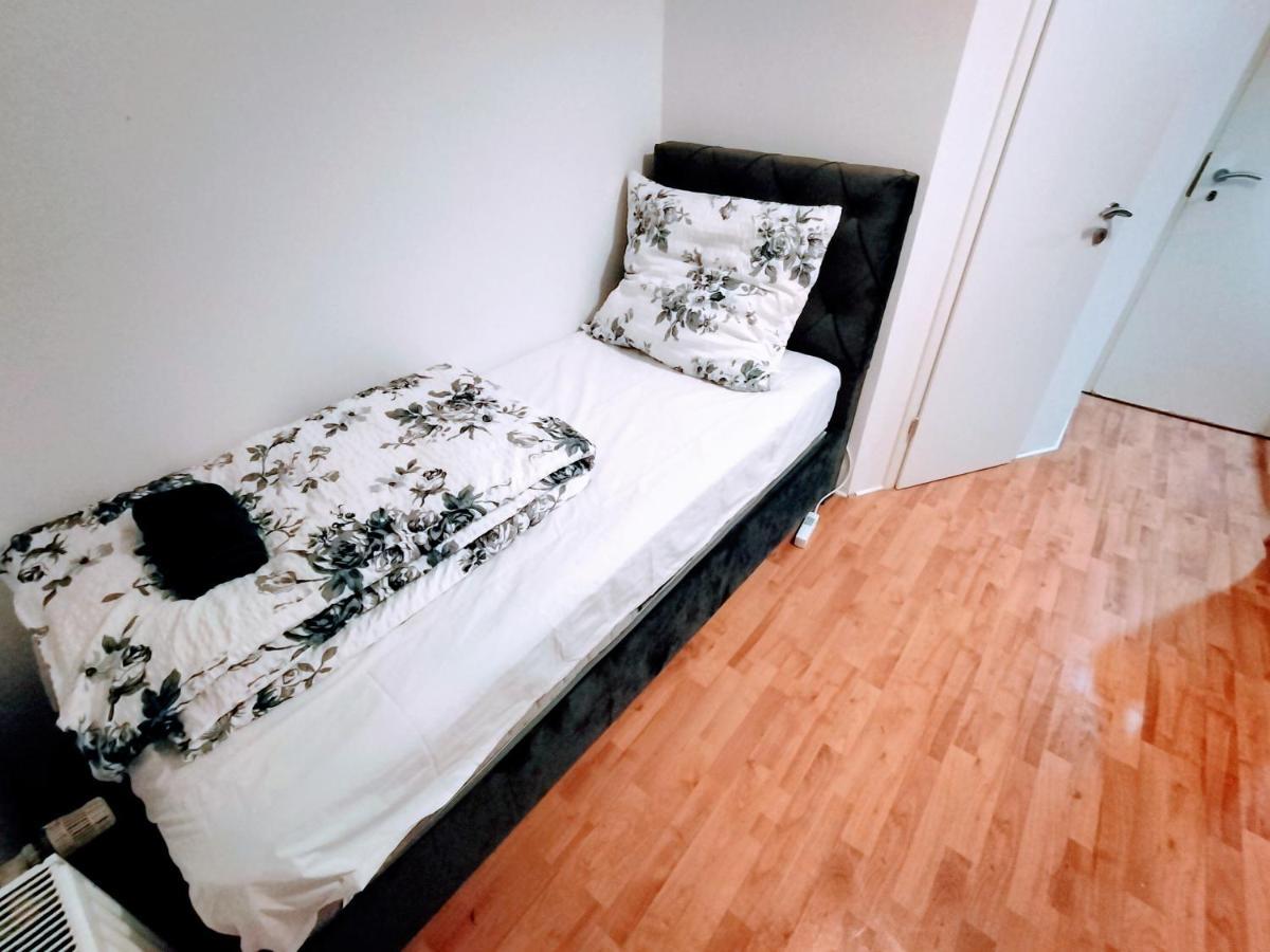 Apartment Studio In Frankfurt