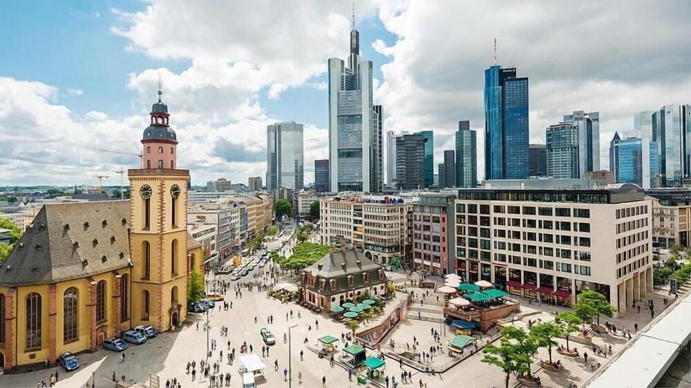 Münchner Hof Hotel