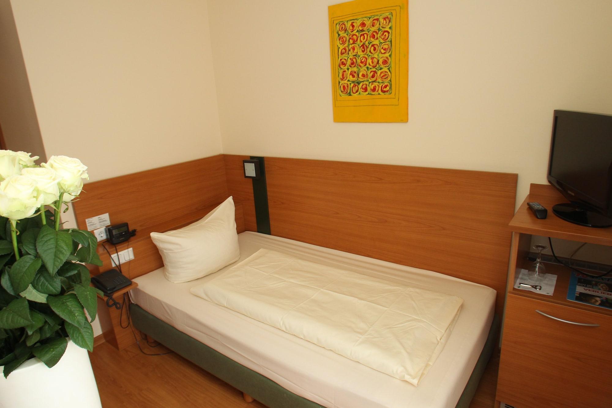 Memphis Hotel 4*