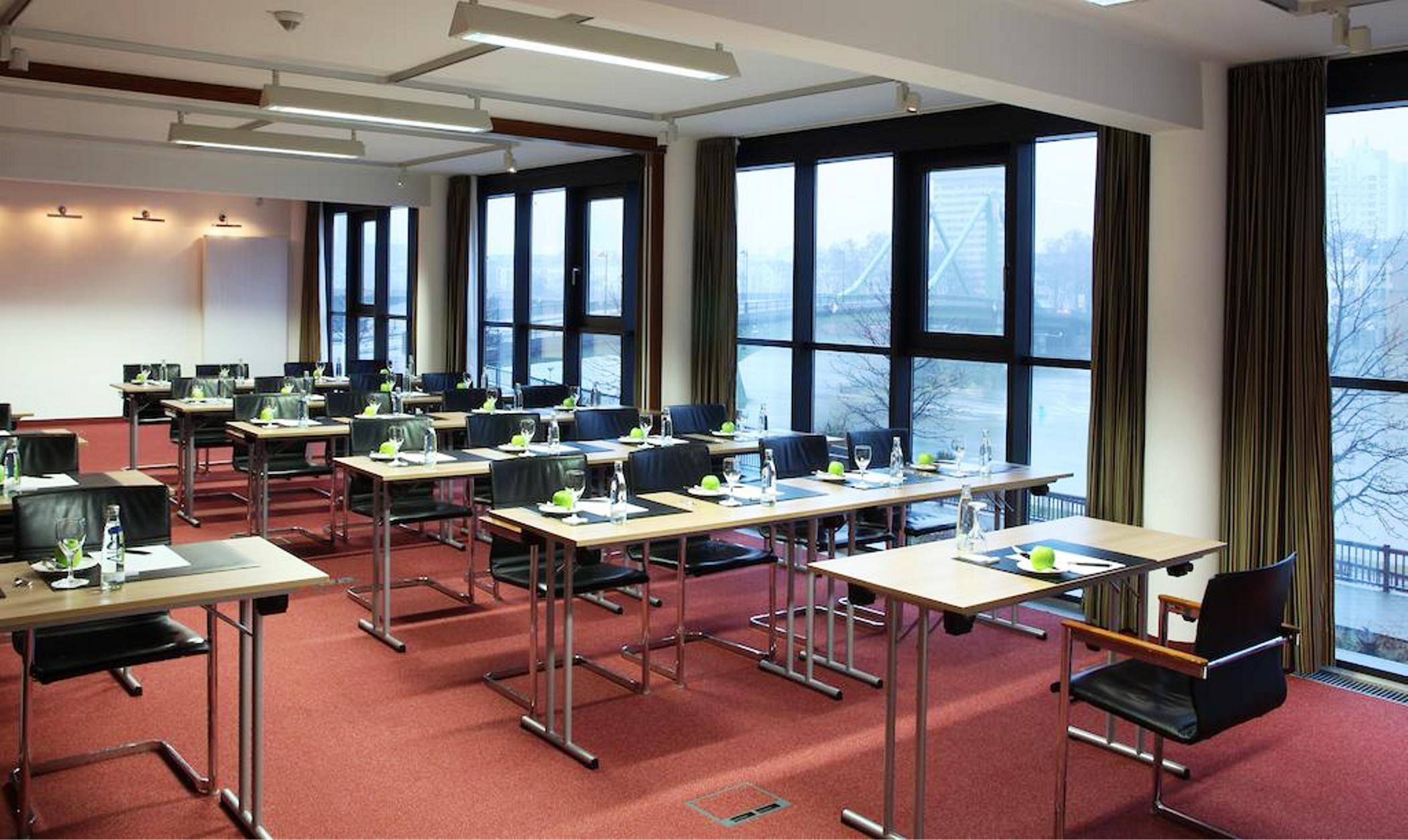 Lindner Frankfurt Main Plaza, Part Of Jdv By Hyatt 4* Francfort-sur-le-Main