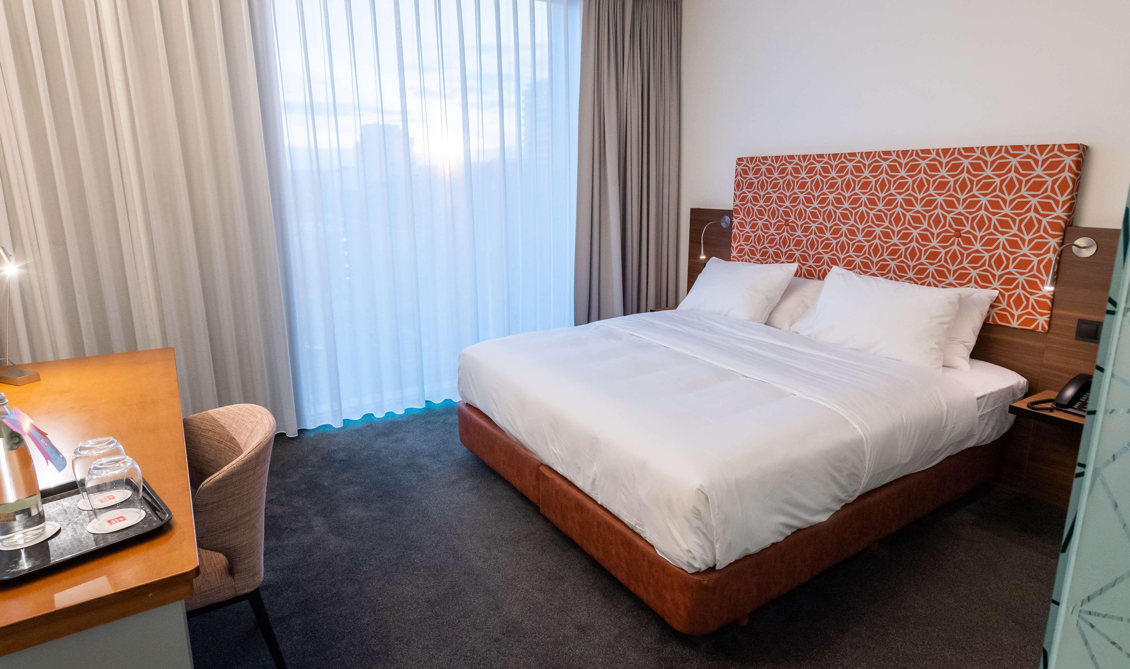 Doubletree By Hilton Frankfurt Niederrad Hotel 4*