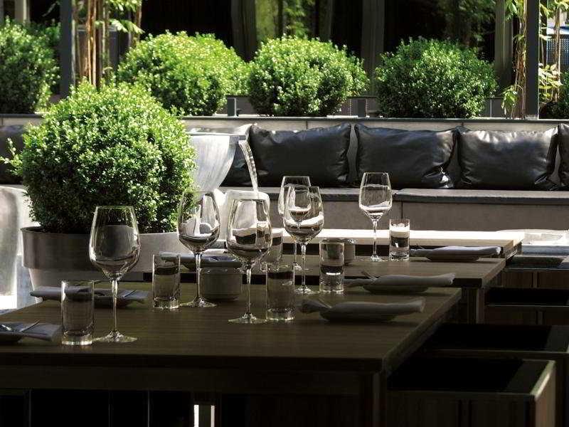 Hotel Roomers Frankfurt Central, Autograph Collection 5*