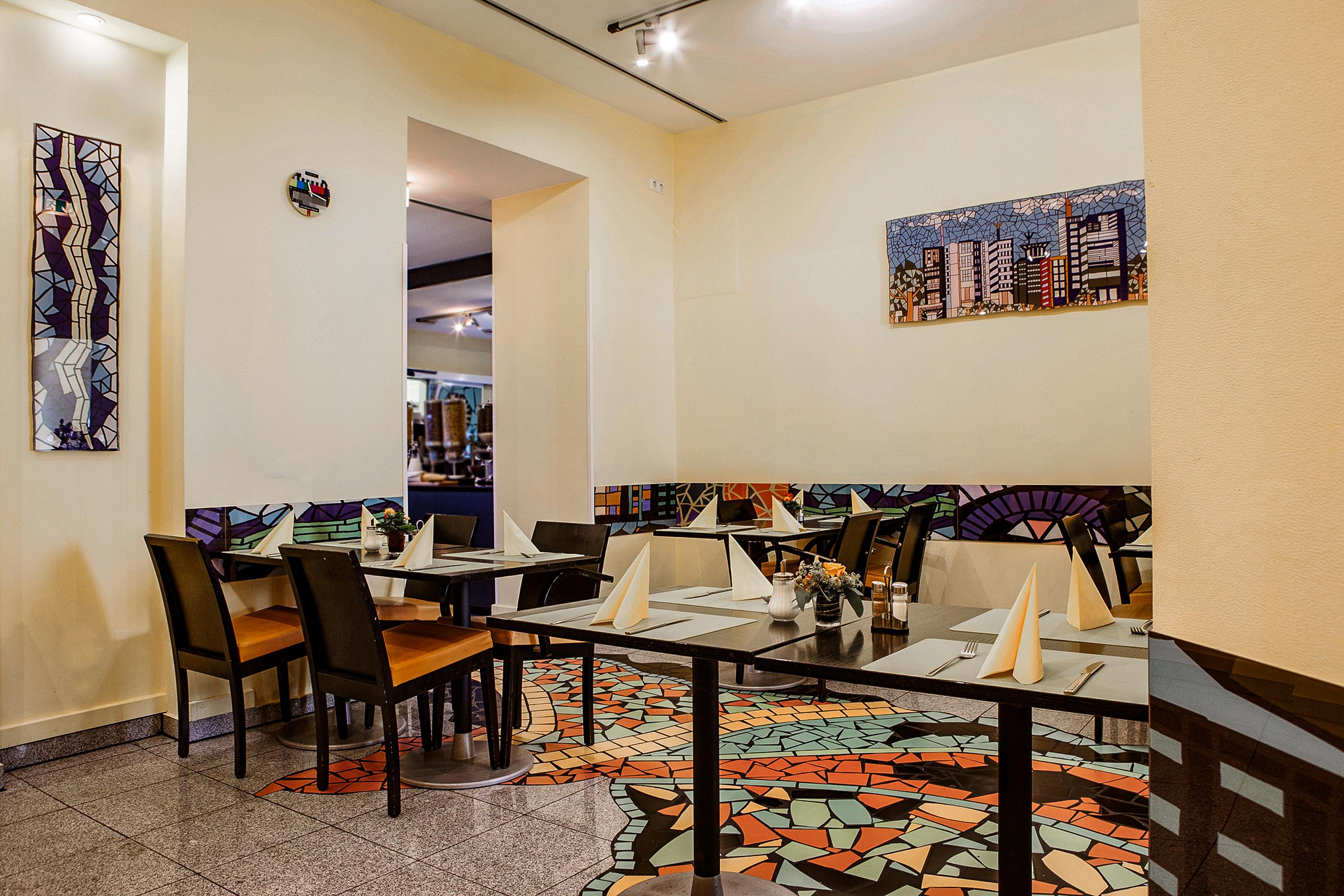 Grand Downtown Hotel