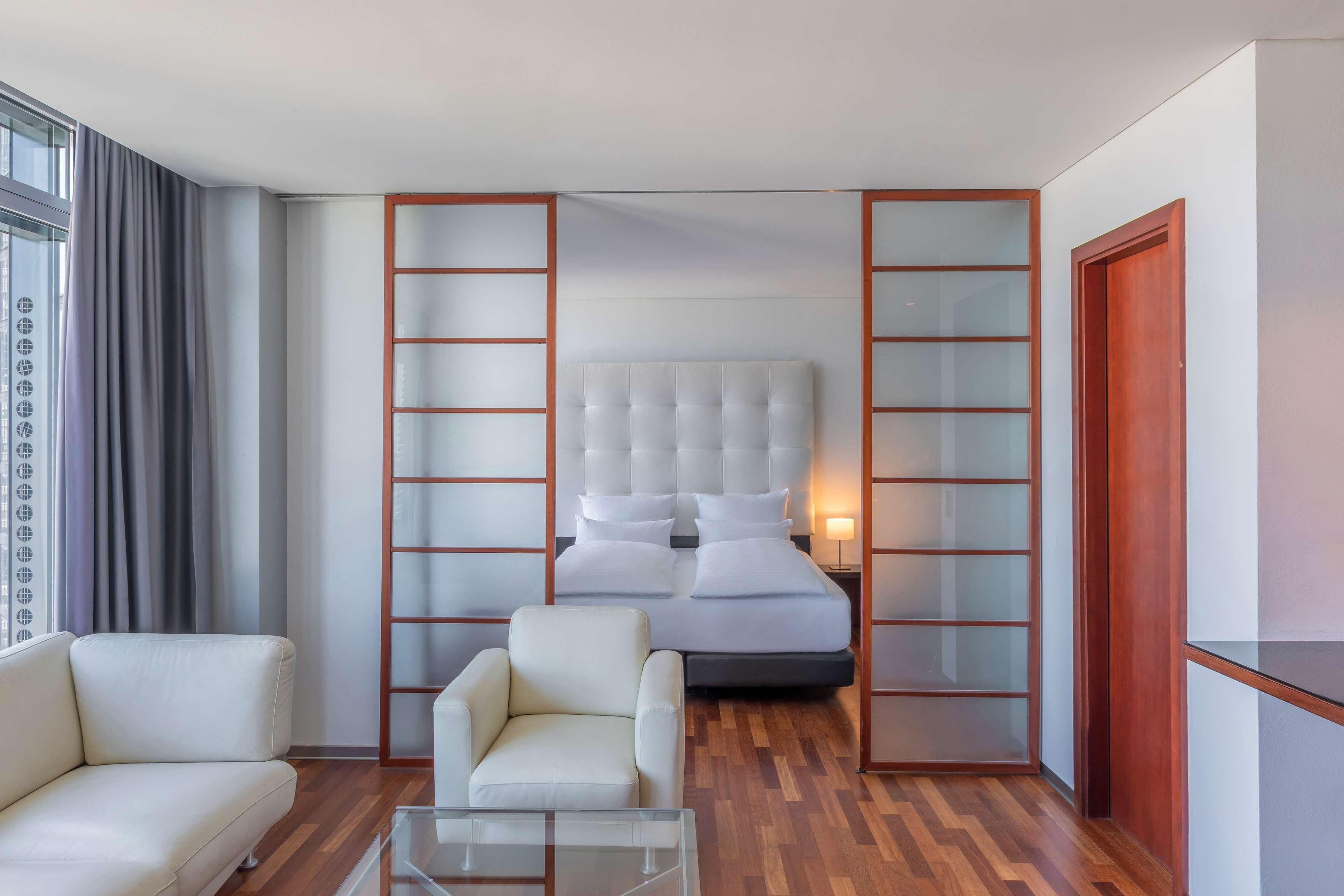 Innside By Melia Frankfurt Eurotheum Hotel Francfort-sur-le-Main