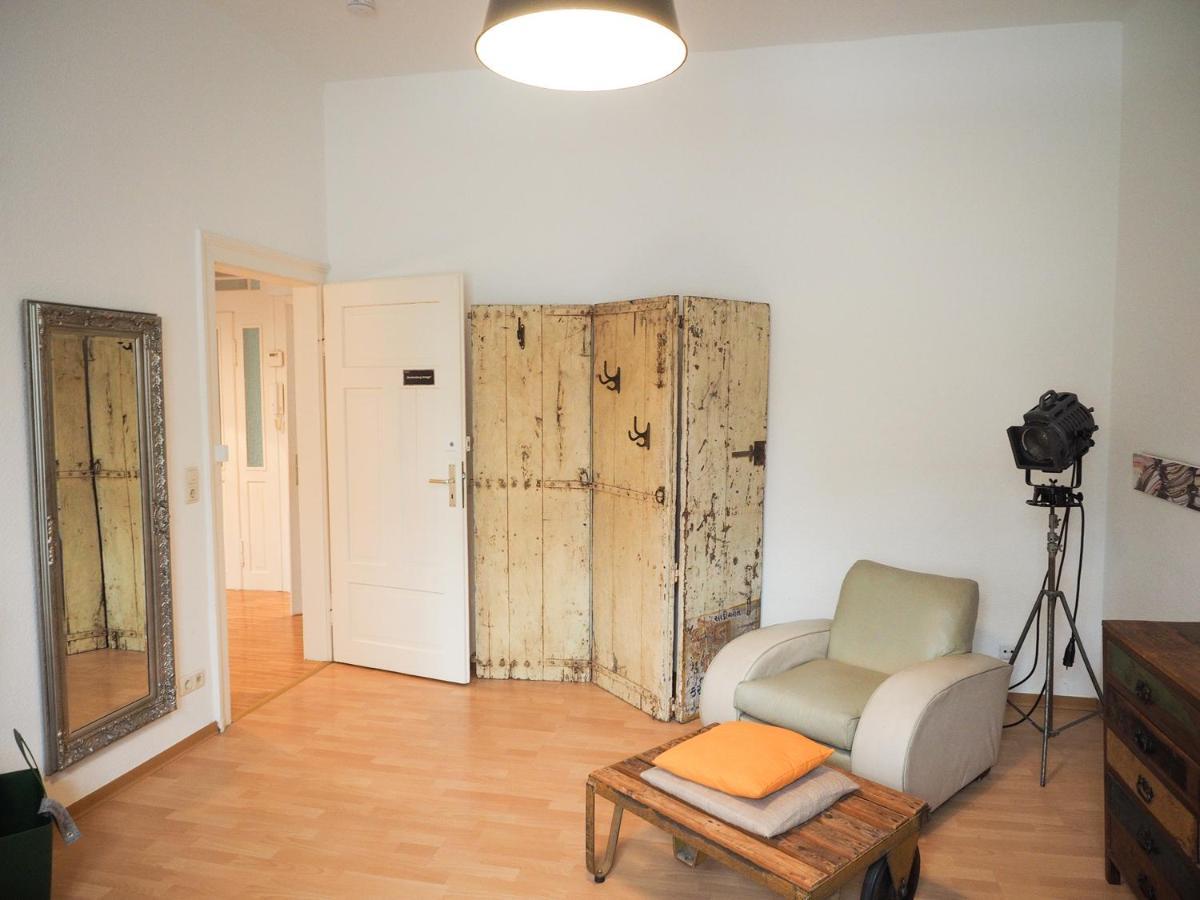 11201 Stilvolles Wg-zimmer In Frankfurt Hochst *