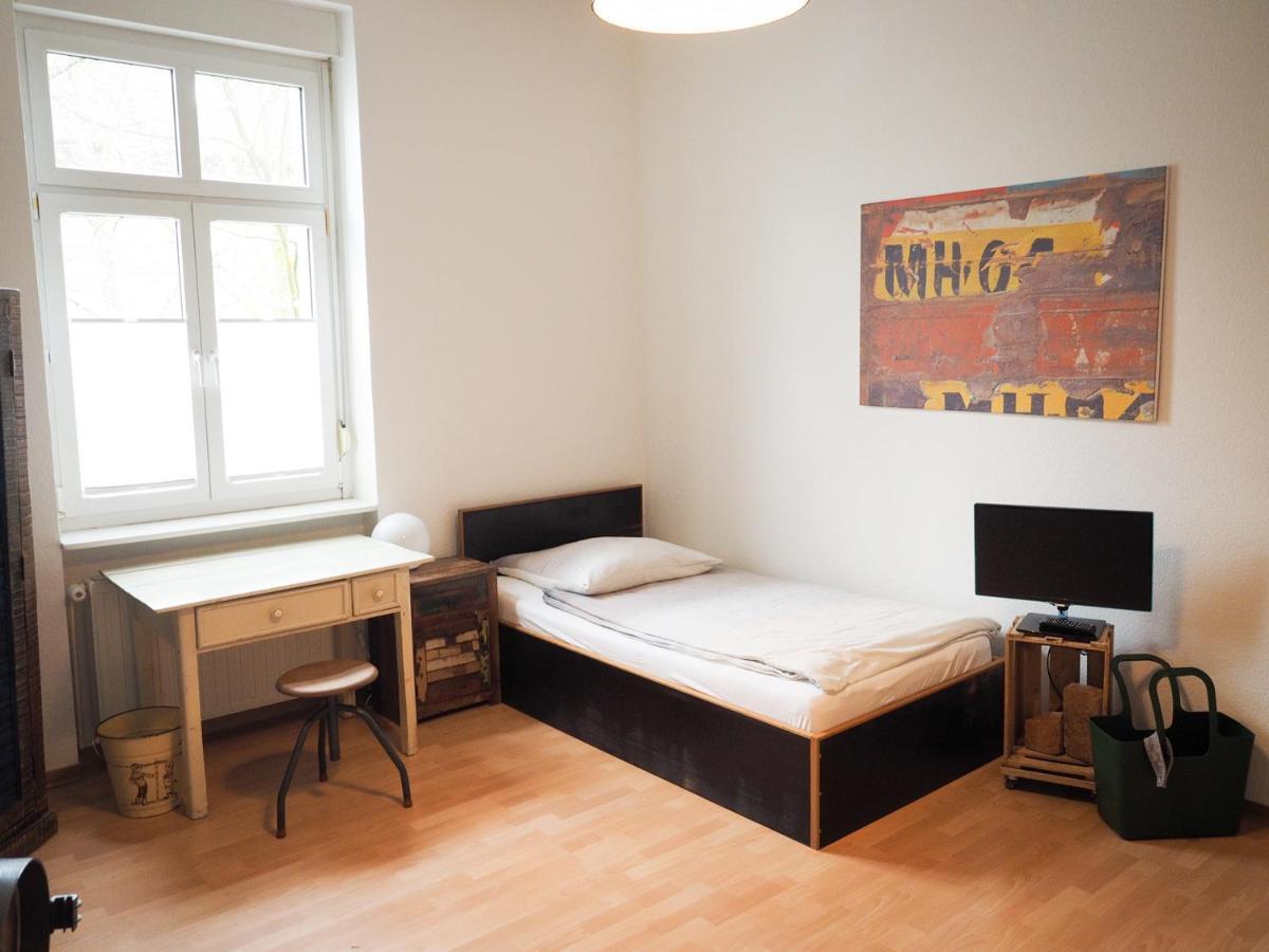 11201 Stilvolles Wg-zimmer In Frankfurt Hochst