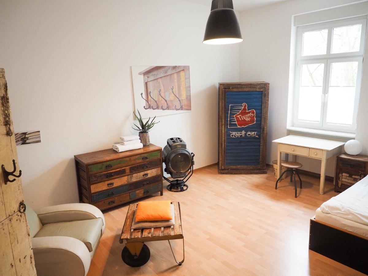 Apartment 11201 Stilvolles Wg-zimmer In Frankfurt Hochst