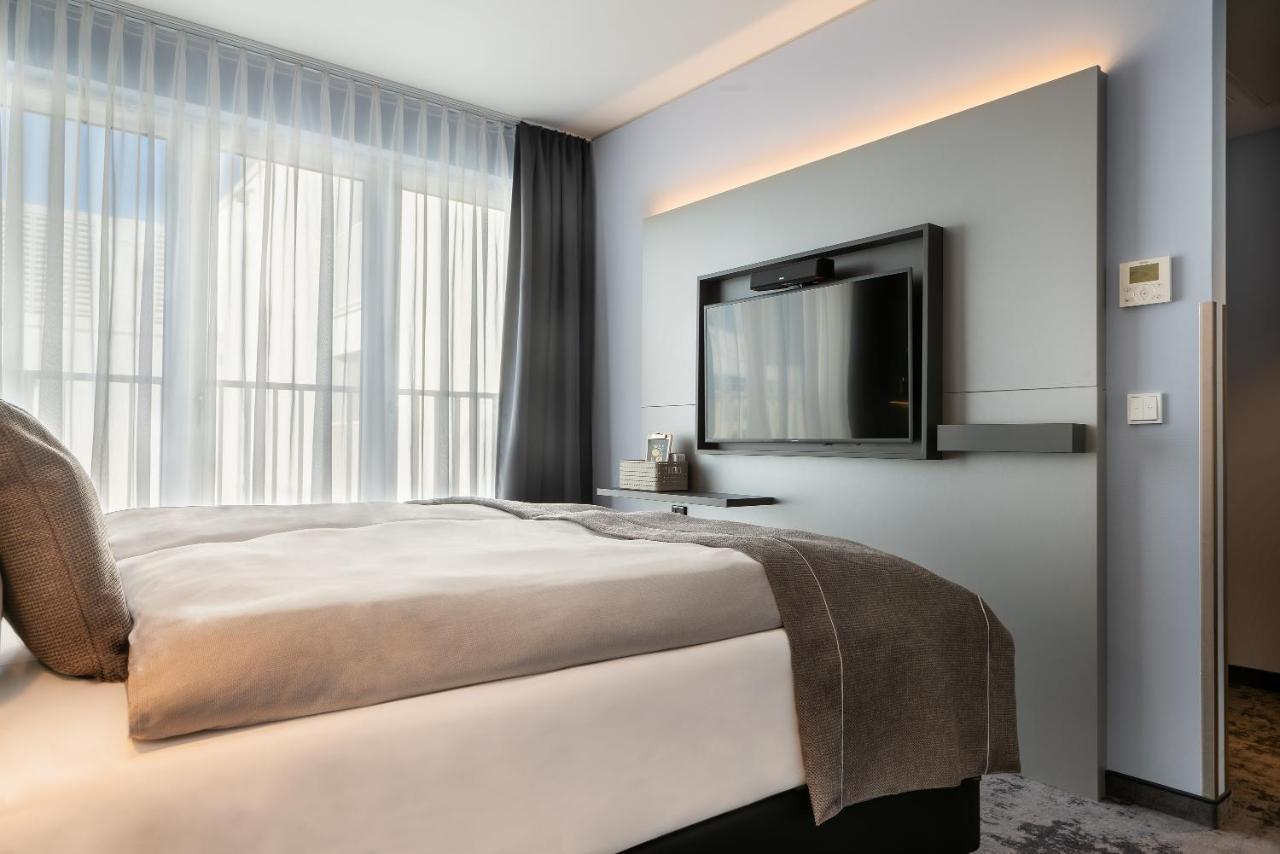 Hotel - The Niu, Charly Frankfurt By Ihg
