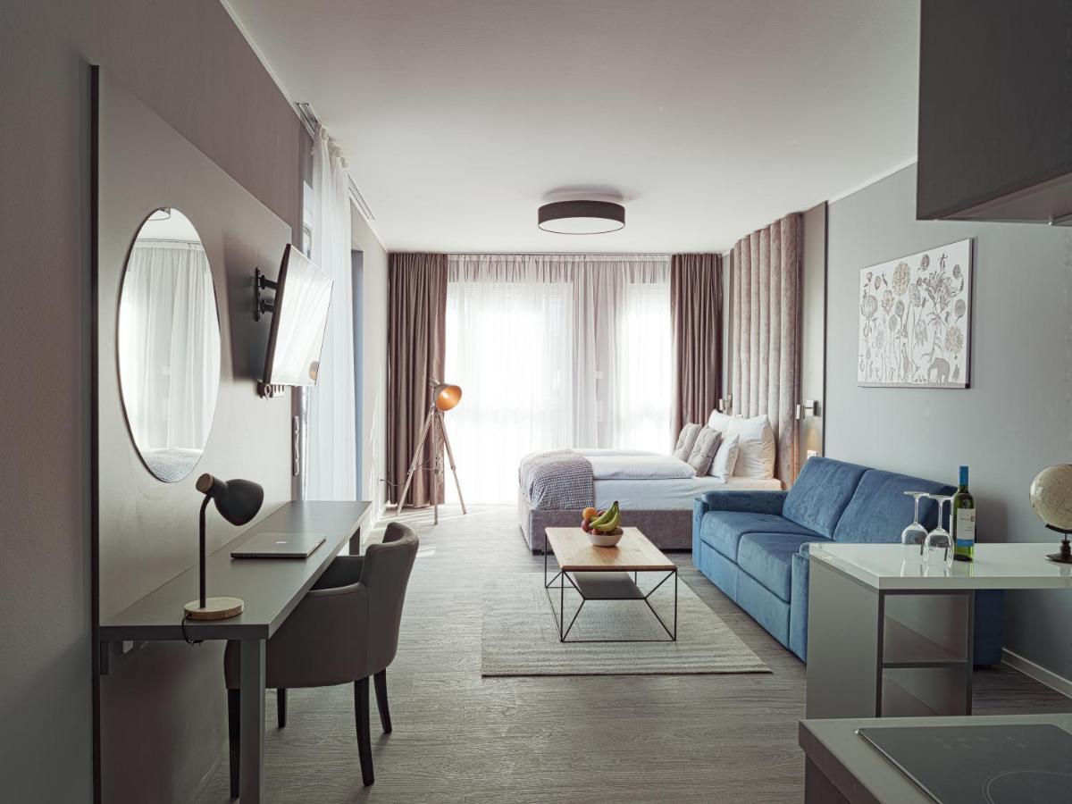 The - & House Frankfurt am Main