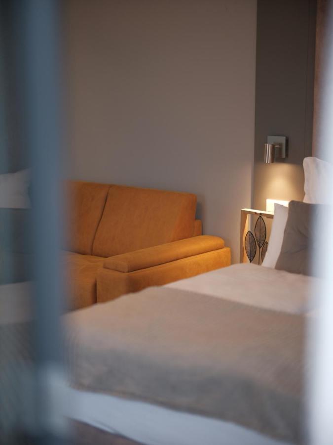 The - & House Aparthotel