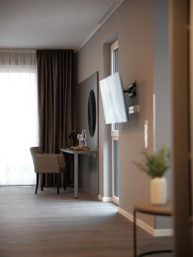 Aparthotel The - & House