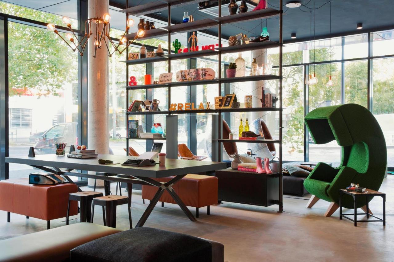 Moxy Frankfurt East Hotel Frankfurt am Main