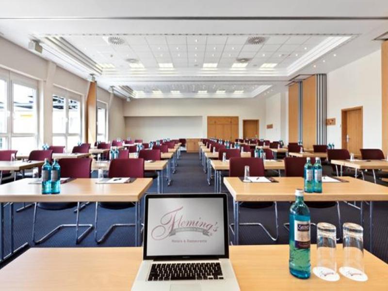Flemings Frankfurt Main-riverside Francfort-sur-le-Main