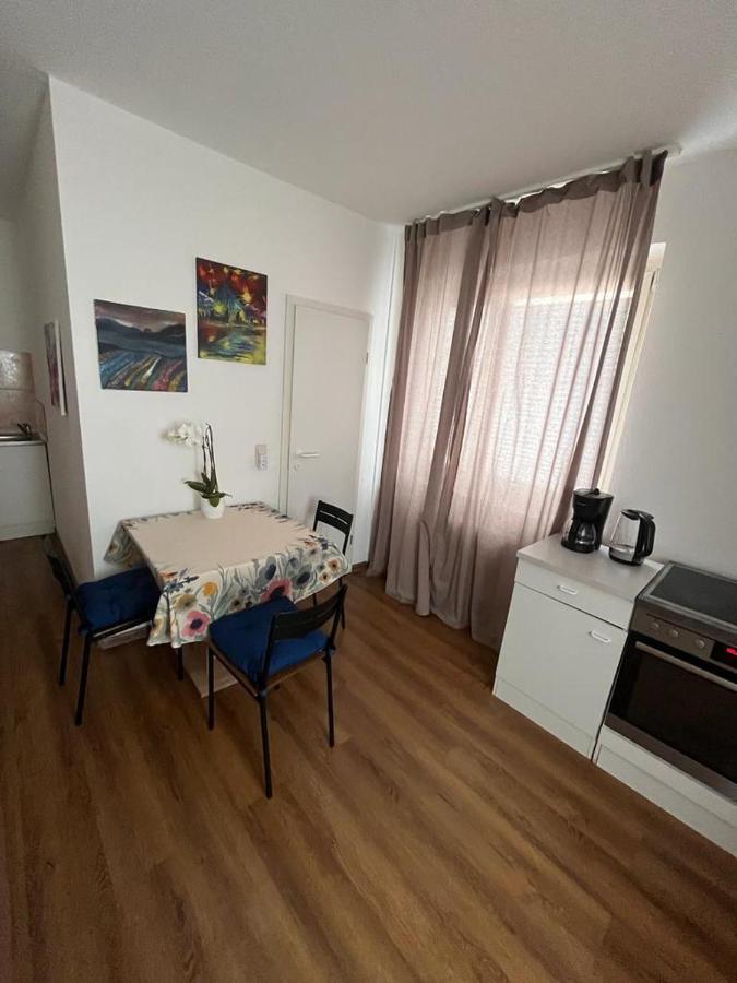 Apartment Appartement *
