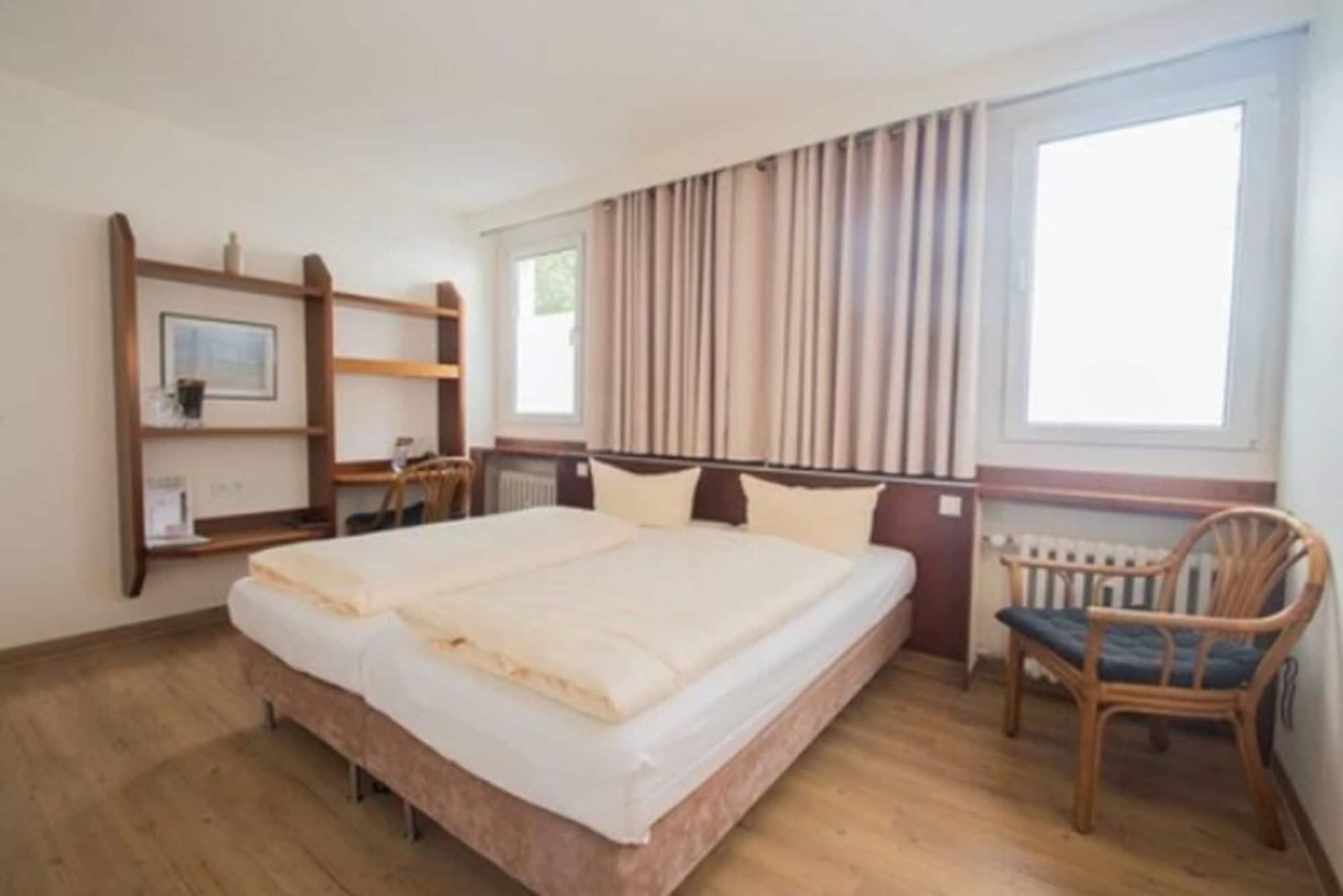 Frankfurt Motel 3*