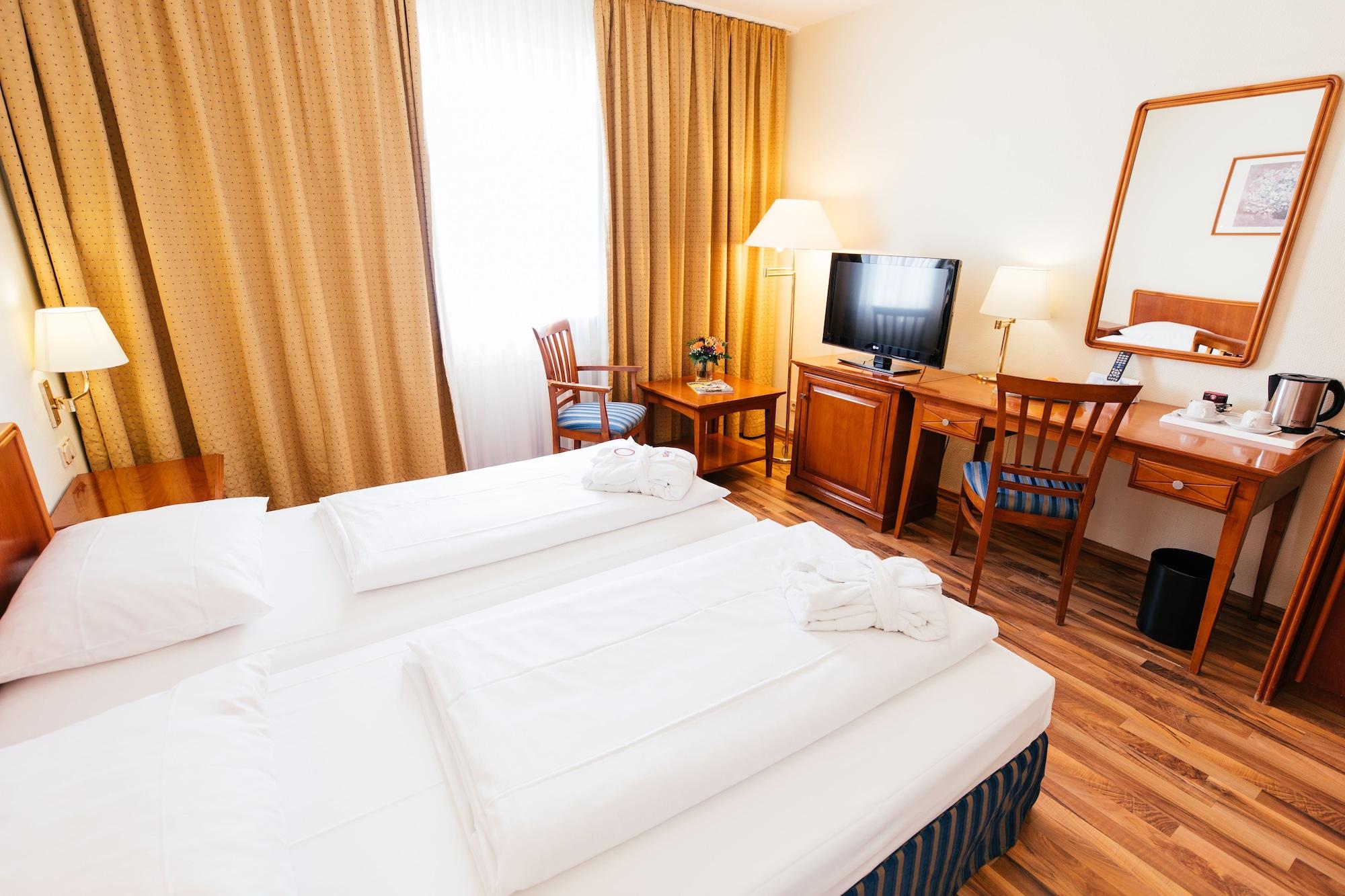 Hotel Excelsior - Central Station