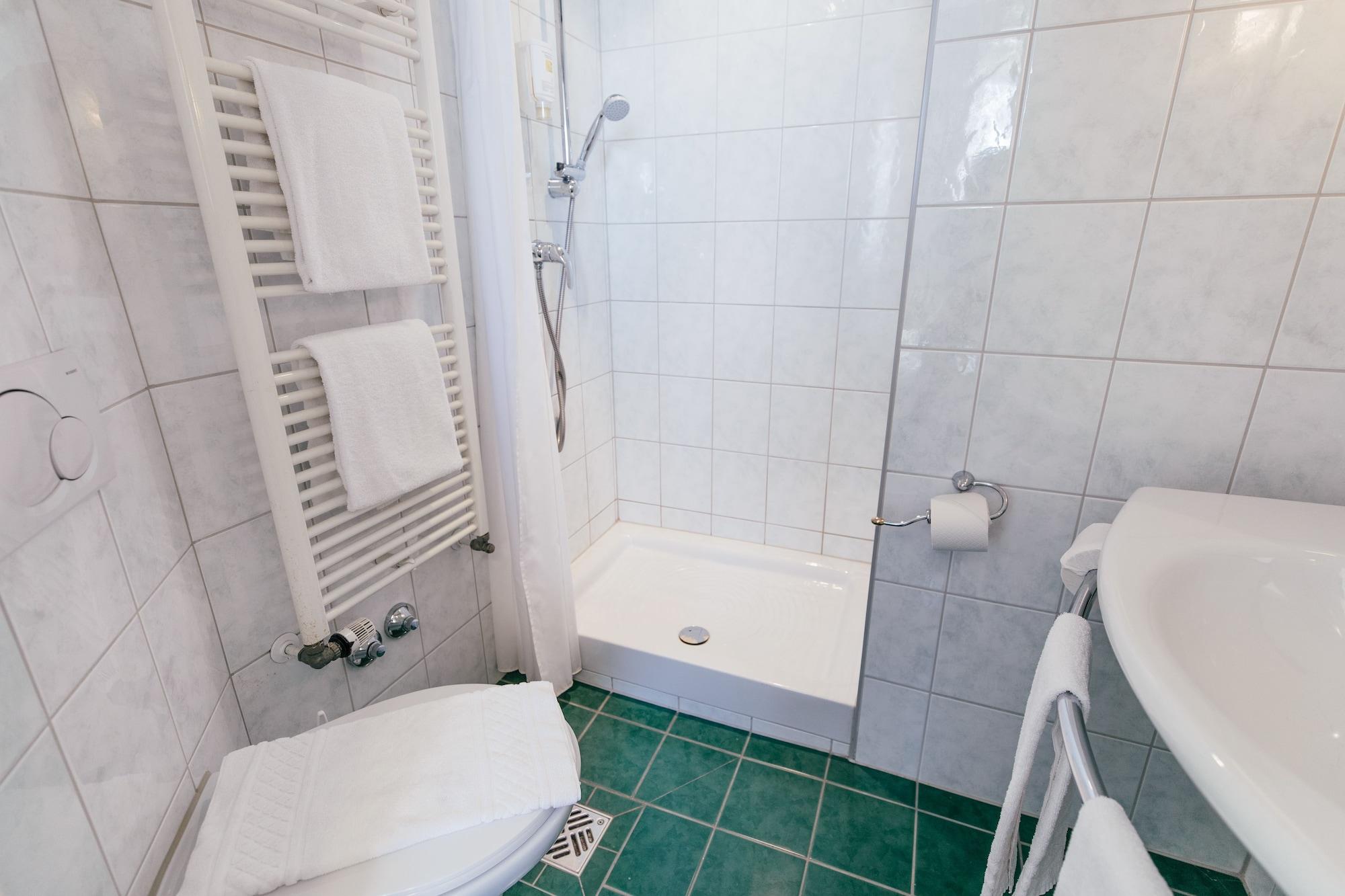 Excelsior - Central Station Hotel 3*