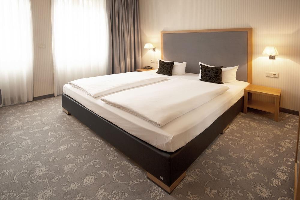 Hotel Townhouse 3*