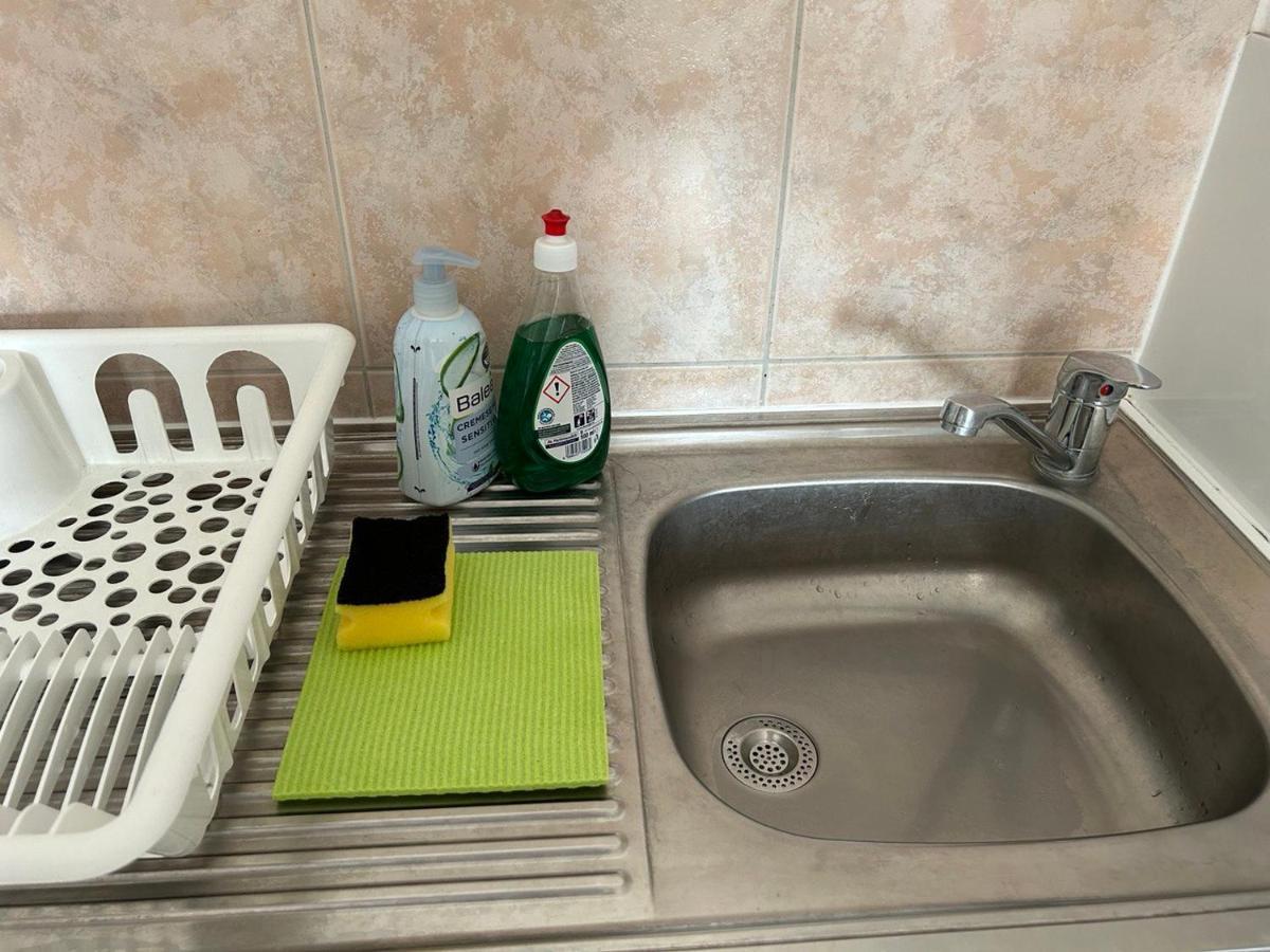 Apartment Apartment *