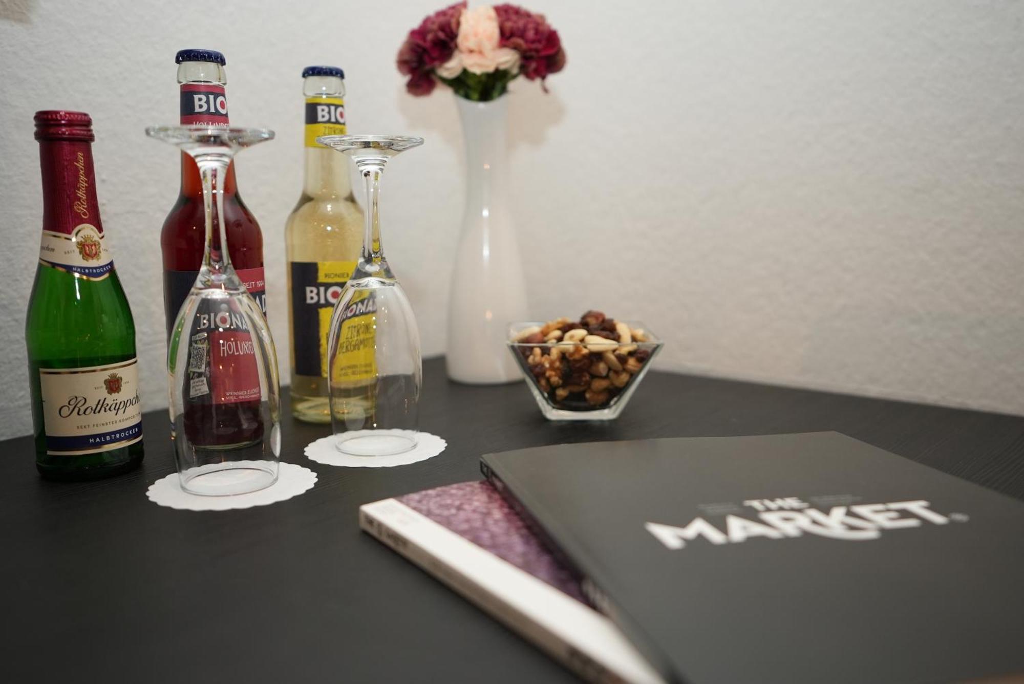 Attache An Der Messe Hotel 3*