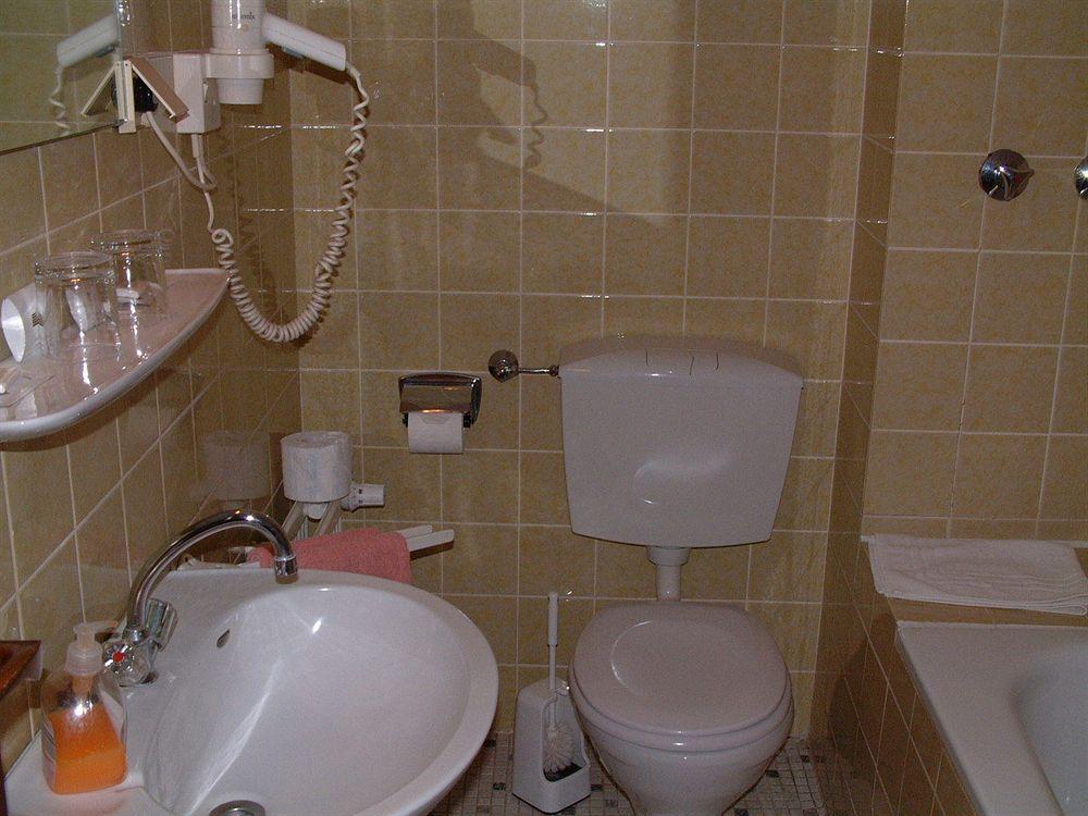 Numa Frankfurt Oben 3*