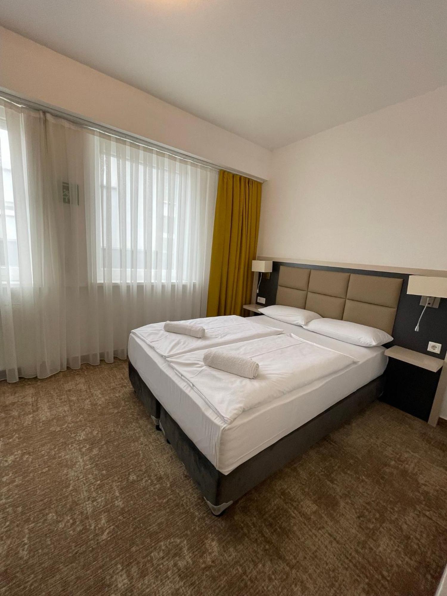 Aparthotel The Place - Frankfurt Messe 4*