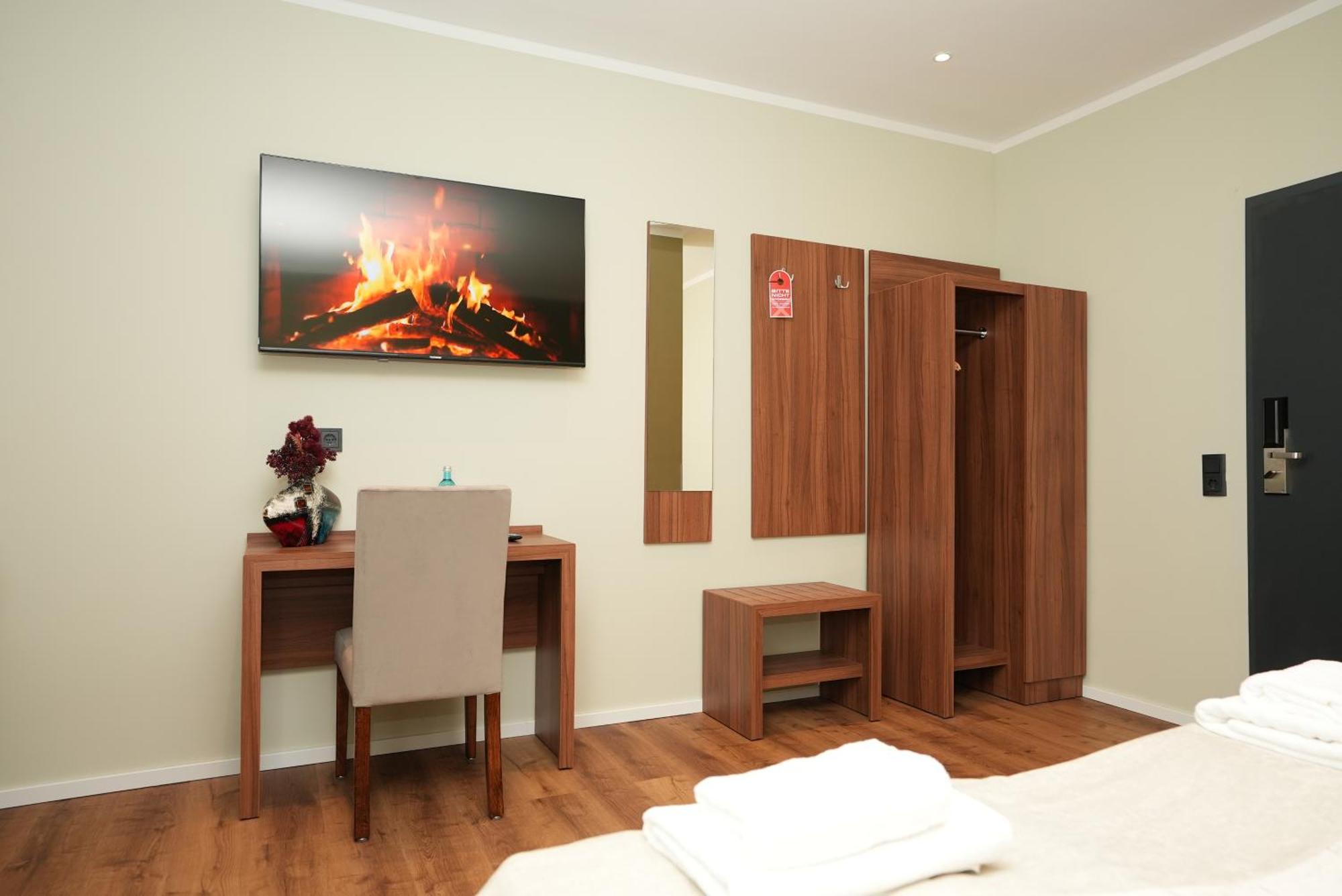 Attache An Der Messe Hotel Frankfurt am Main