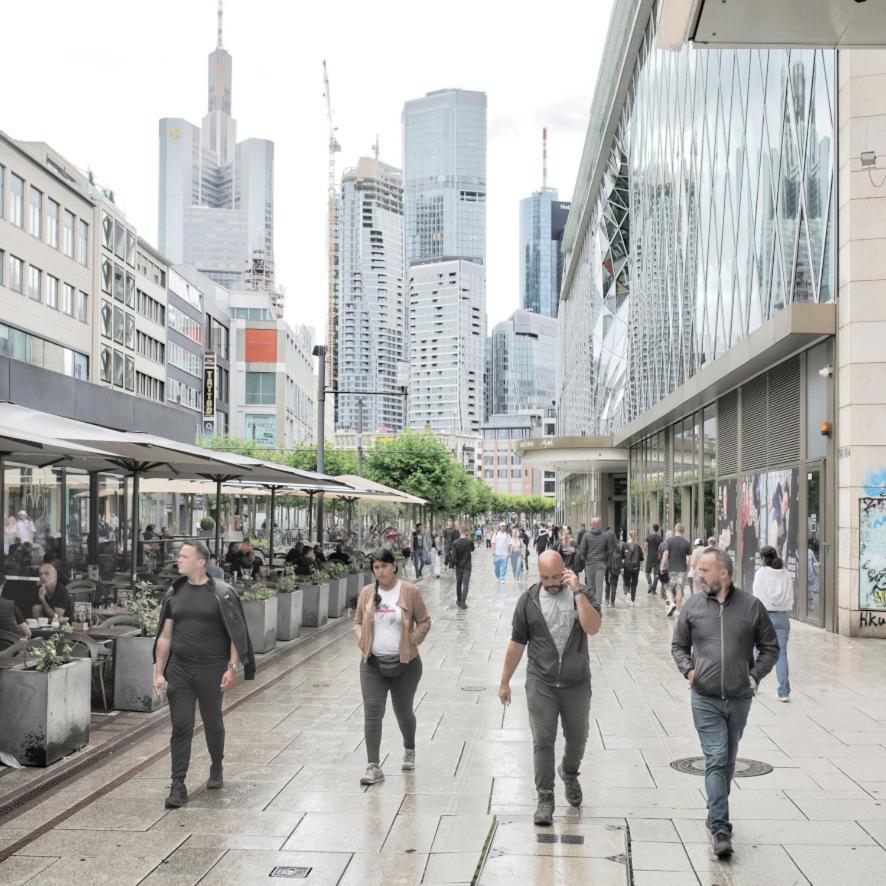 Gasthof Schoenes Helles Zimmer Direkt In Frankfurt City Nr 301