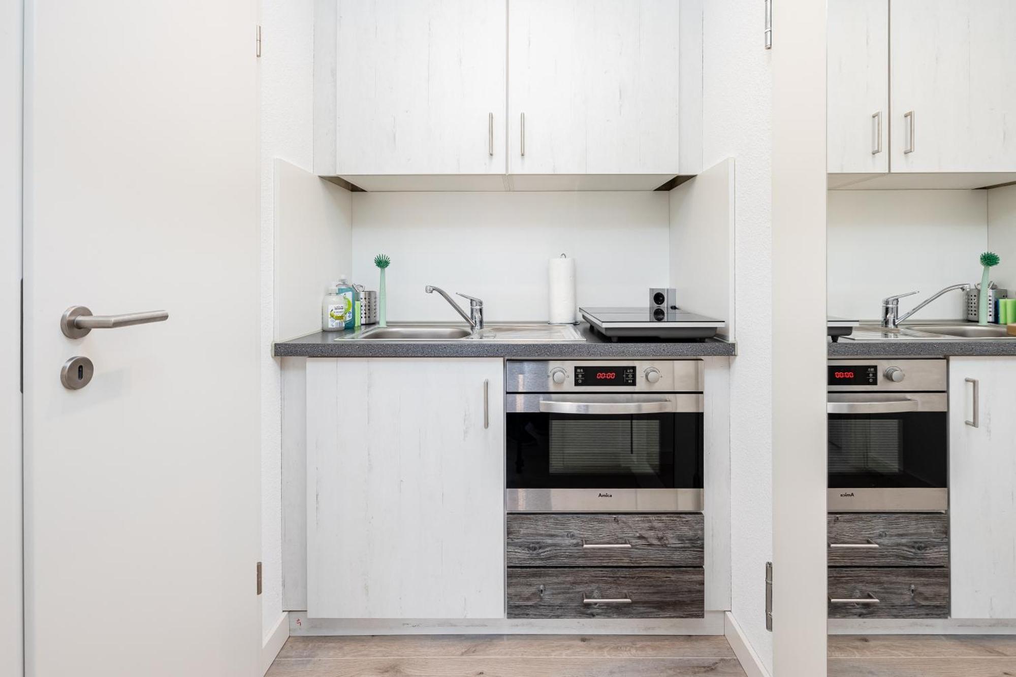 Monteurhome24 - Neue, Moderne In Frankfurt Apartment *
