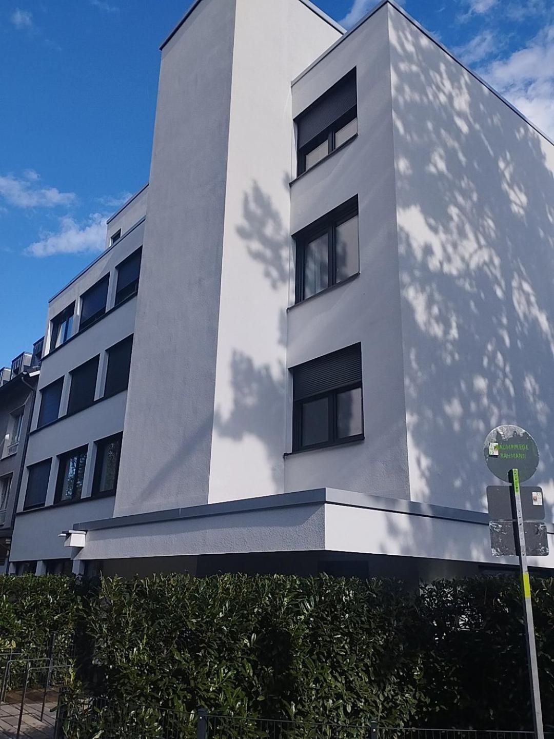 Séjour chez l'habitant Quet In Flat,2 Station To Messe, Free Parking,supermarket Near